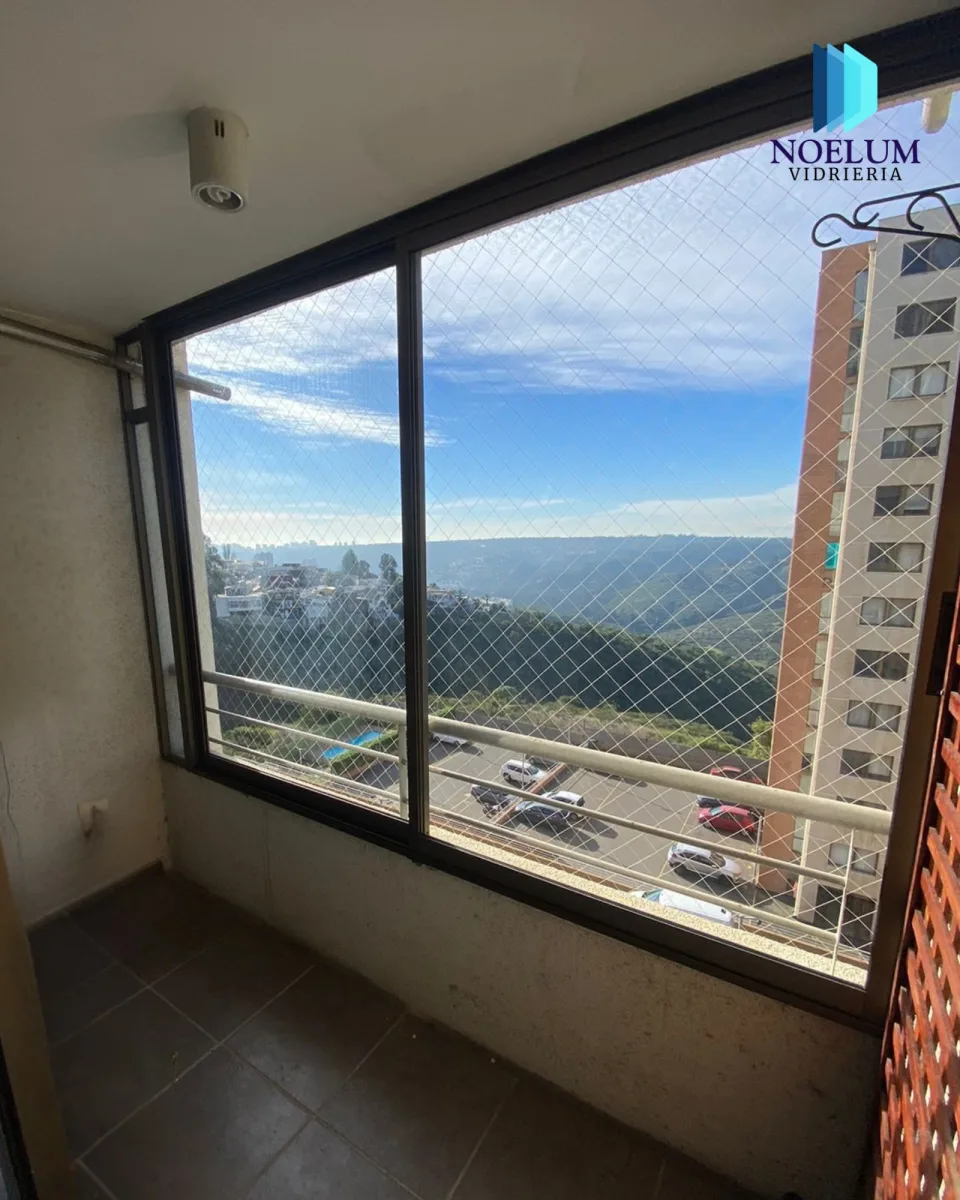 PVC con aislación térmica para cierre de terraza