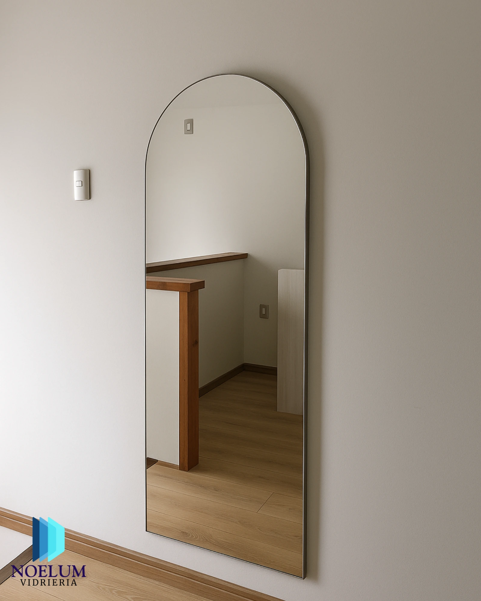 Espejos con forma Vidriería Noelum